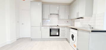 3 bed flat to rent