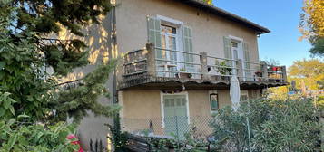 Maison  à louer, 4 pièces, 3 chambres, 90 m²