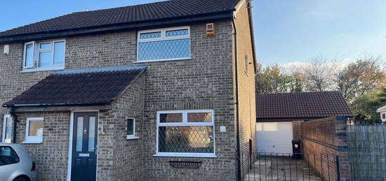 2 bed semi-detached house to rent