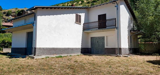 Villa Bifamiliare nel Parco Nazionale d'Abruzzo