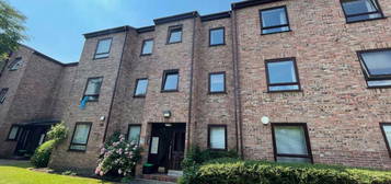 2 bedroom ground floor flat