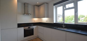 2 bed flat to rent