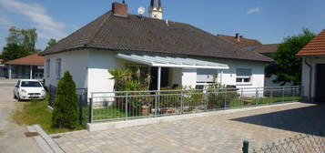 GELEGENHEIT! BUNGALOW -170qm Wohnfl.,905 qm Grdst. - Mengkofen