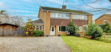 3 bedroom semi-detached house for sale