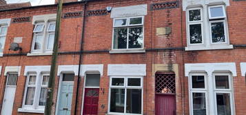 2 bed terraced house for sale