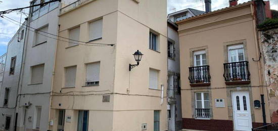 Casa adosada en venta en C/ Retiro, 8, Santa Uxía de Ribeira