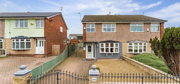 3 bedroom semi-detached house for sale