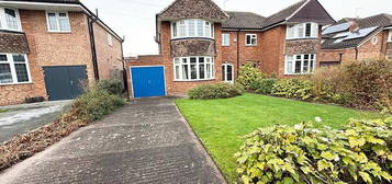 3 bedroom semi-detached house for sale