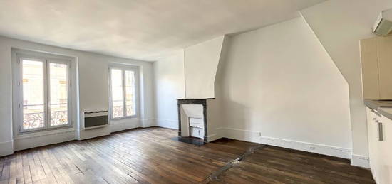 Appartement Paris 1 pièce(s) 28 m2