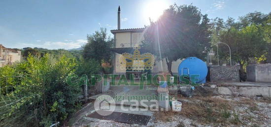 Casa indipendente in Via Ottaviano Cesare Augusto