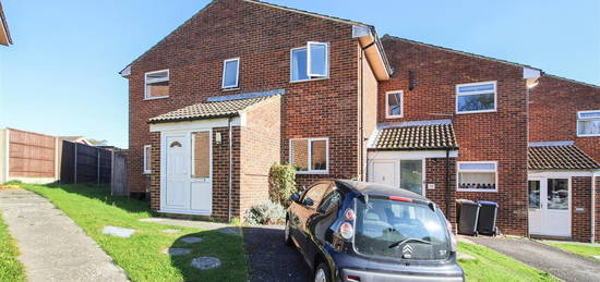 End terrace house to rent in Goudhurst Close, Canterbury CT2