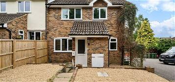 End terrace house to rent in Collier Way, Guildford GU4