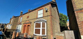 3 bedroom semi-detached house