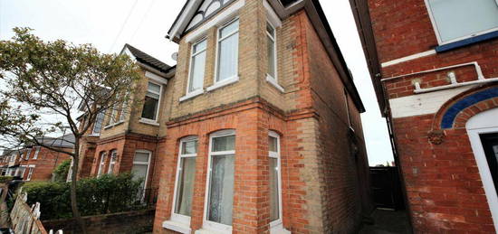 4 bedroom semi-detached house