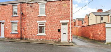 2 bedroom end of terrace house