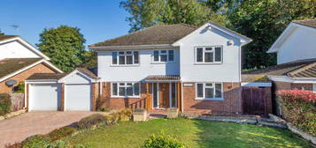 5 bedroom detached house for sale