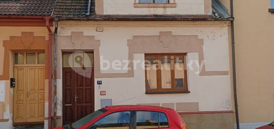 Prodej domu 128 m², pozemek 181 m², Husinecká, Tábor