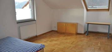 Dachgeschoßwohnung mit Loggia