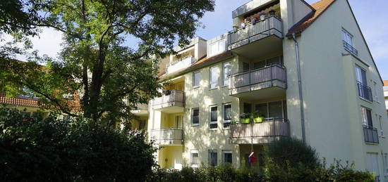 SINGLES UND WOCHENENDHEIMFAHRER AUFGEPASST! 1 Zimmer-Wohnung mit Balkon/ Terrasse und TG-Stellplatz am Nettelbeckufer