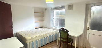 Room to rent in Ford Square, London E1