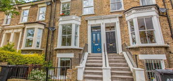 3 bed flat for sale