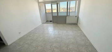 Location Appartement 3 pièces 70 m²