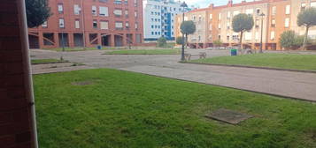 Piso en venta en Avenida de Bilbao, Muriedas