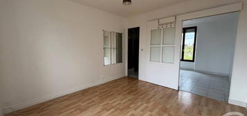 Location appartement 1 pièce 27 m²