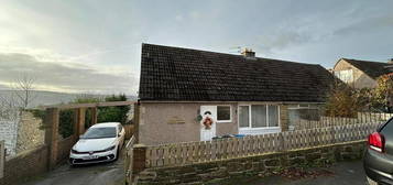 3 bedroom semi-detached house to rent