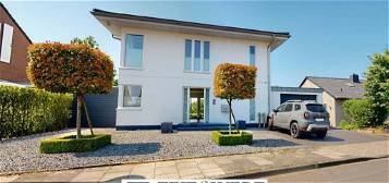 Erftstadt-Bliesheim! Freistehendes, großes Einfamilienhaus mit Fernsicht, Außenpool und Doppelgarage in gesuchter Halbhöhenlage! Energieeffizienzklass