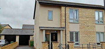 3 bedroom semi-detached house