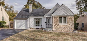 5617 Roe Blvd, Roeland Park, KS 66205