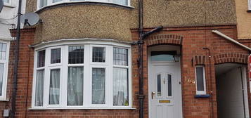 1 bed terraced house to rent