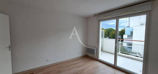 Location appartement 1 pièce 28 m²