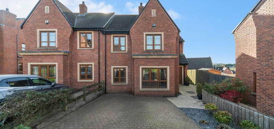 46 Brooke Hall Heights, Belfast, BT8 6WN