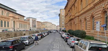 Quadrilocale Scali degli Olandesi, Cisternone, Livorno