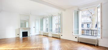 Location appartement 5 pièces 132 m²