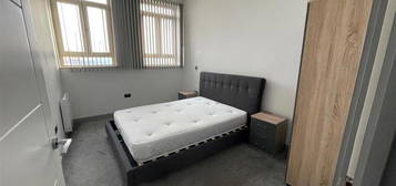 2 bed flat to rent