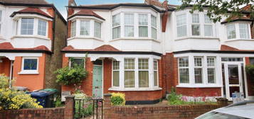 Property for sale in Limes Avenue, London N12