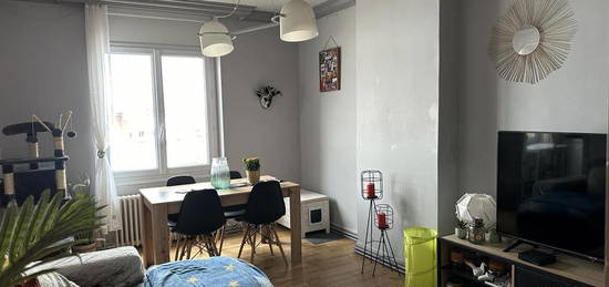 Location appartement 2 pièces 60 m²