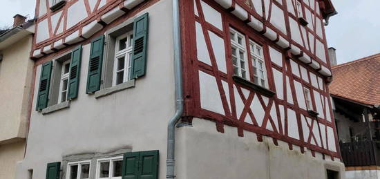 Ältestes Haus der Altstadt zu vermieten Wohnung