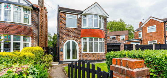 2 bedroom detached house