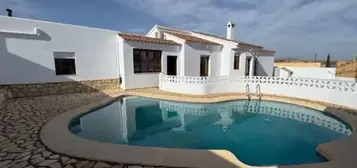 Casa en Arboleas