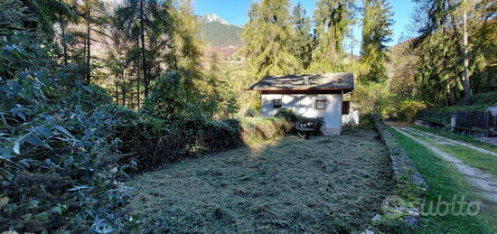 VILLA SINGOLA A FERRARA DI MONTE BALDO