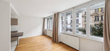 Appartement  à vendre, 3 pièces, 2 chambres, 77 m²