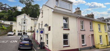 3 bed semi-detached house for sale