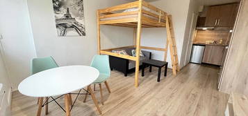 Studio meublé  à louer, 1 pièce, 23 m², Étage 3/3