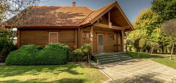 Eladó családi ház, Csörötneken 185 M Ft, 2 szobás