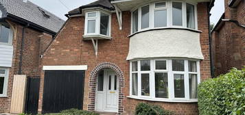 3 bedroom detached house to rent