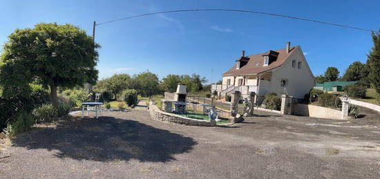 Maison - climatisée -piscine chauffée à payrac lot